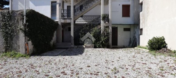 3غرفة شقة في Udine, Italy رقم 14411 27