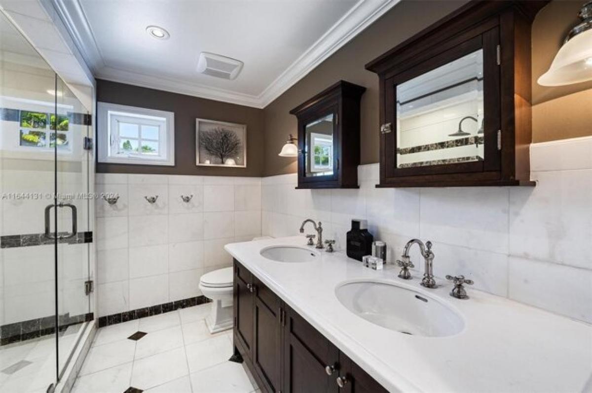 Дом с 6 спальнями в Пальметто-Бей, США № 379691