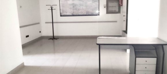 82m² Office in Melzo, Italy No. 359005 5