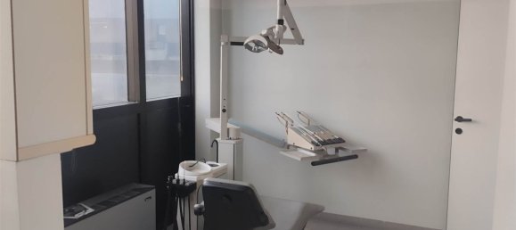 82m² Office in Melzo, Italy No. 359005 14