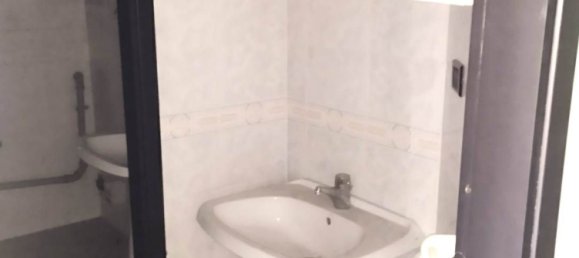 82m² Office in Melzo, Italy No. 359005 19