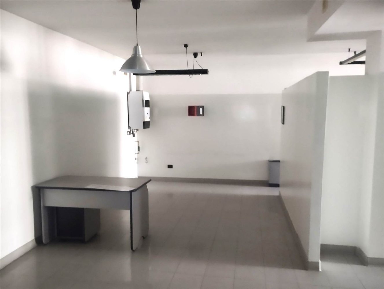 82m² Office in Melzo, Italy No. 359005