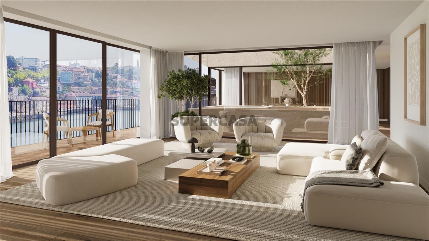 4 bedrooms Apartment in Vila Nova de Gaia, Portugal No. 282683