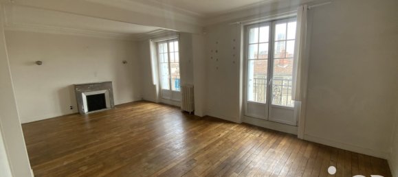 3 bedrooms Apartment in Limoges, France No. 302573 2