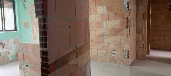 Квартира с 4 комнатами в Бари, Италия № 29152 20