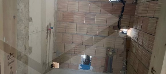 Квартира с 4 комнатами в Бари, Италия № 29152 15