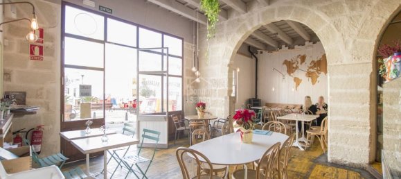 12 bedrooms Commercial property in Mahon, Spain No. 680 6