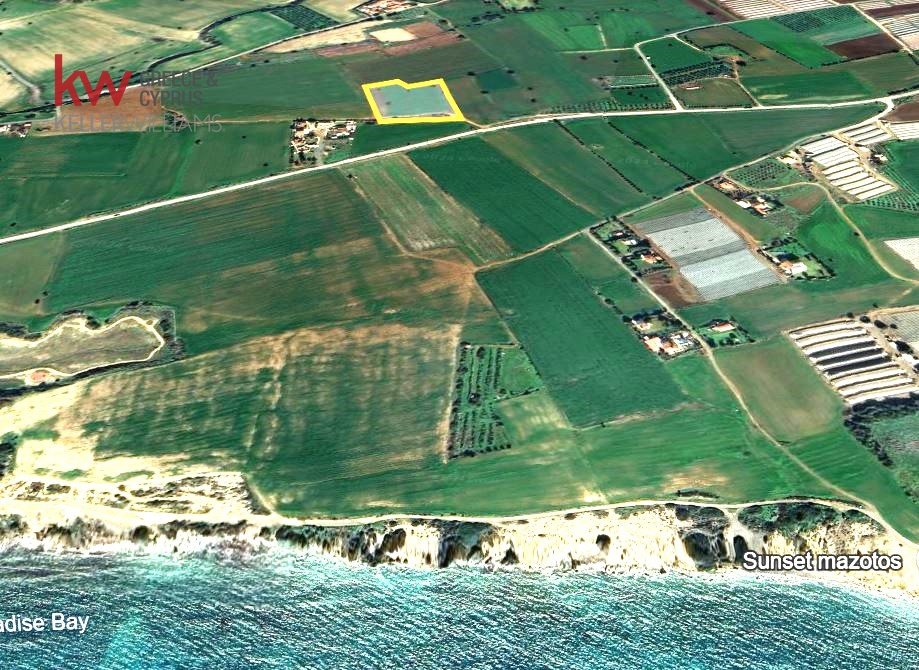 Terrain à Alaminos, Cyprus 10368m² No. 26916