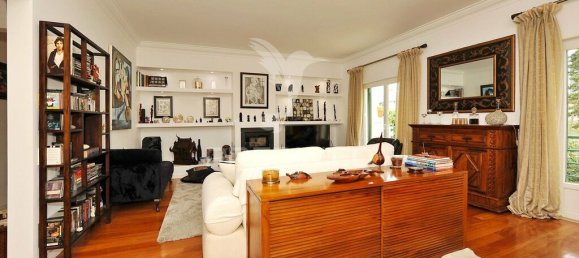 2 bedrooms House in Cascais, Portugal No. 170740 16