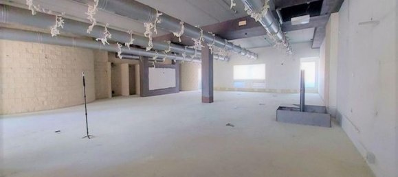  عقار تجاري في Montecosaro, Italy 625متر مربع رقم 372710 11