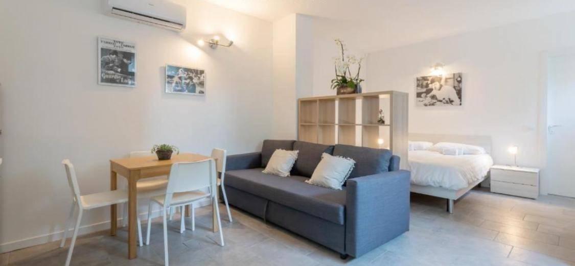 Studio à Milan, Italy No. 242486