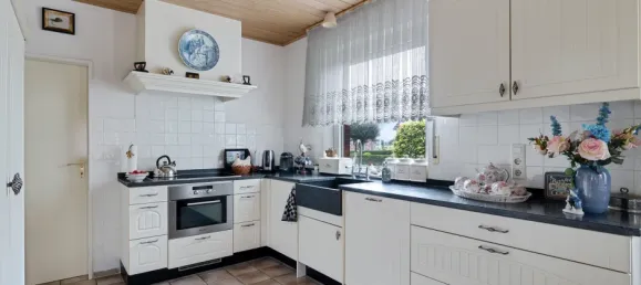 5 bedrooms House in Leer, Germany No. 299814 11