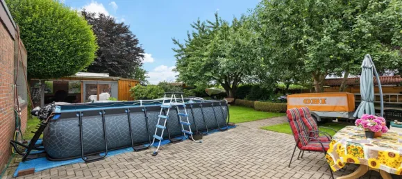 5 bedrooms House in Leer, Germany No. 299814 33