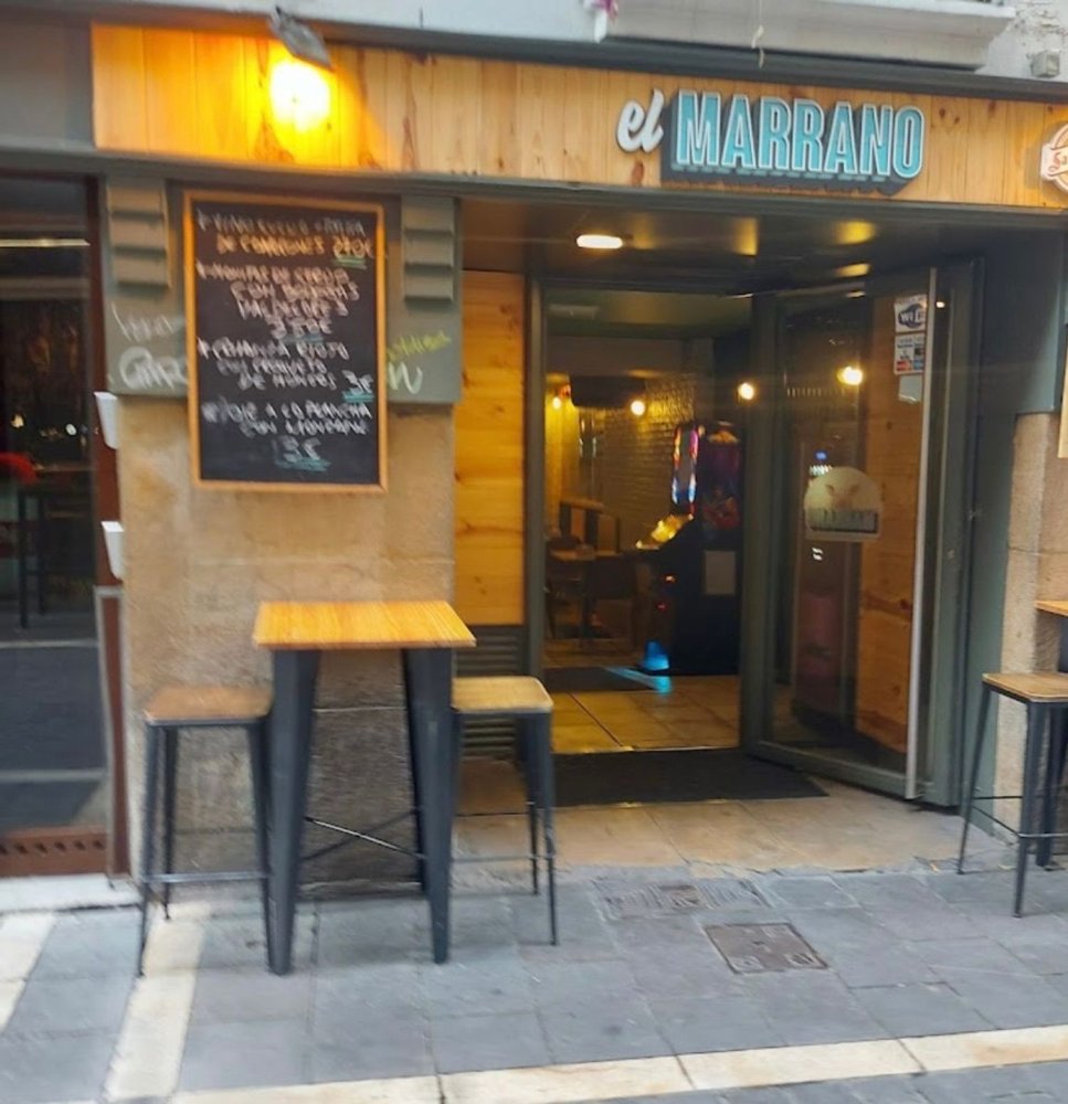 Gewerbliche Immobilie in Chartered Community of Navarre, Spain 250m², Nr. 282393