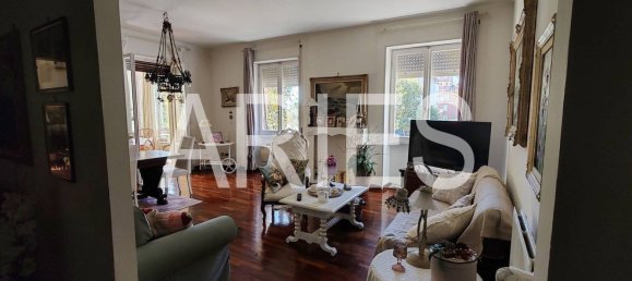 4 bedrooms Apartment in Rome, Italy No. 365015 15