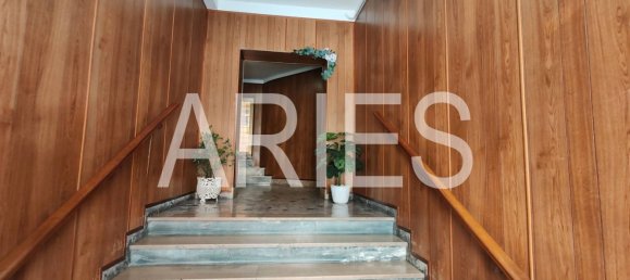 4 bedrooms Apartment in Rome, Italy No. 365015 14