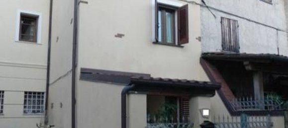 4 rooms House in Camaiore, Italy No. 129070 2