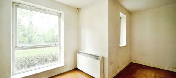 2 Schlafzimmer Wohnung in Enfield, United Kingdom, Nr. 11537 3