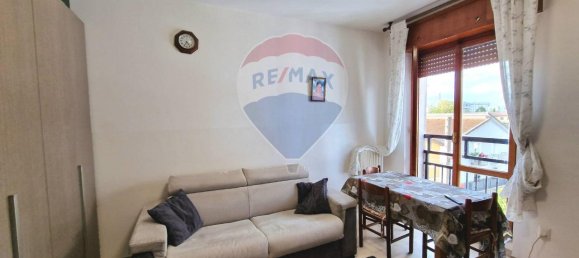 2-salle Appartement à Paullo, Italy No. 111869 19