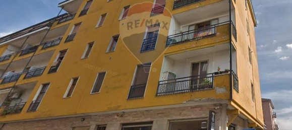 2-salle Appartement à Paullo, Italy No. 111869 20