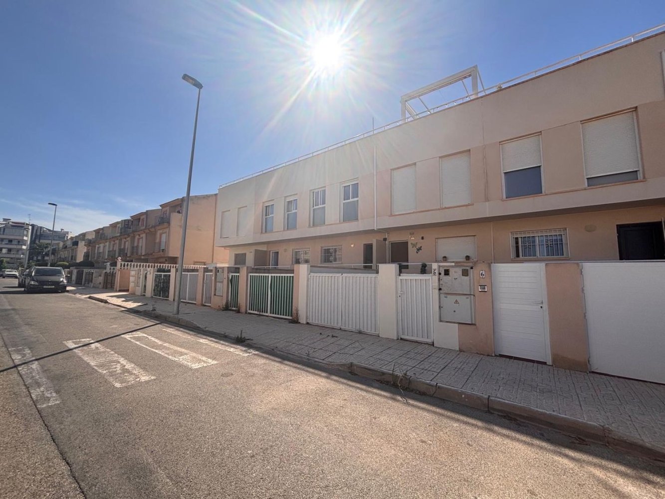 3 غرف نوم تاون هاوس في Alicante, Spain رقم 217117