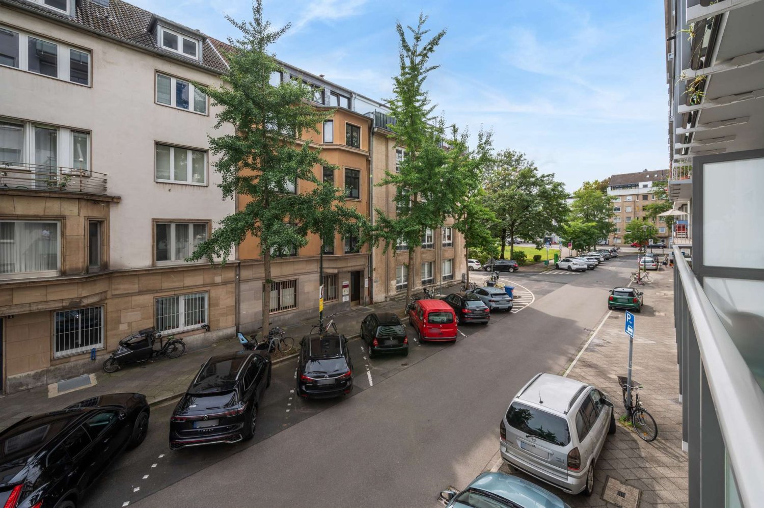 3غرفة شقة في Dusseldorf, Germany رقم 325424