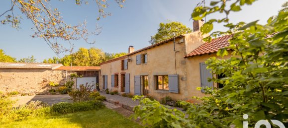 Дом с 5 комнатами в Вандея, Франция № 96082 2