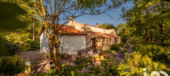 Дом с 5 комнатами в Вандея, Франция № 96082 3