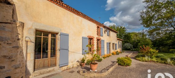 Дом с 5 комнатами в Вандея, Франция № 96082 4