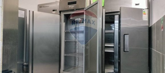 2-salle Propriété commerciale à Aci Castello, Italy No. 127447 8