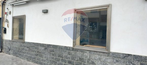 2-salle Propriété commerciale à Aci Castello, Italy No. 127447 4