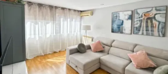 3 bedrooms Apartment in Madrid, Spain No. 137257 3