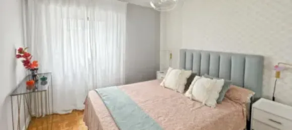 3 bedrooms Apartment in Madrid, Spain No. 137257 14