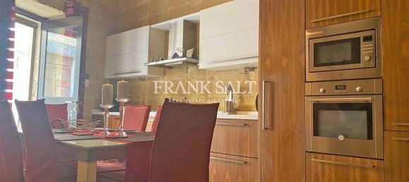 1 chambre Maison de ville à Birgu, Malta No. 11079 11