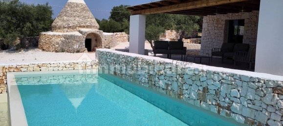 3 غرف نوم فيلا في Ostuni, Italy رقم 115326 17