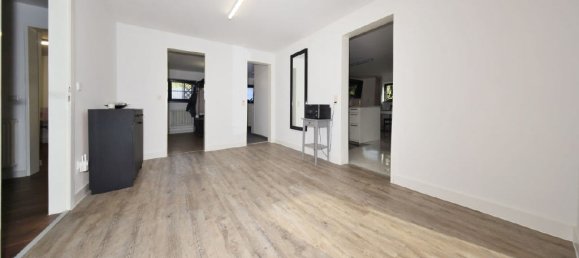 11-salle Maison de ville à Wilhelmshaven, Germany No. 35155 25