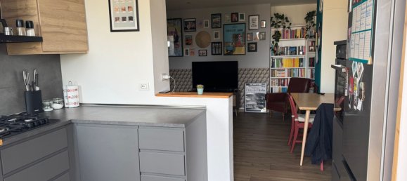 3 Schlafzimmer Wohnung in Florence, Italy, Nr. 347525 11