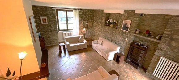 10 rooms House in Perugia, Italy No. 54062 5