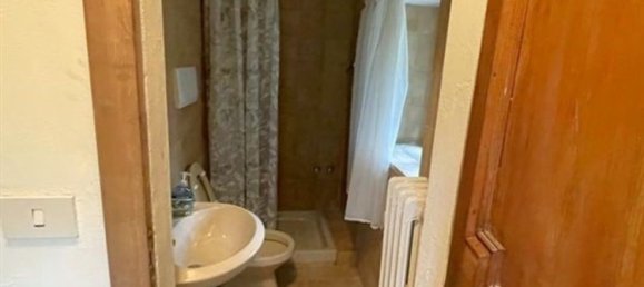 10 rooms House in Perugia, Italy No. 54062 16