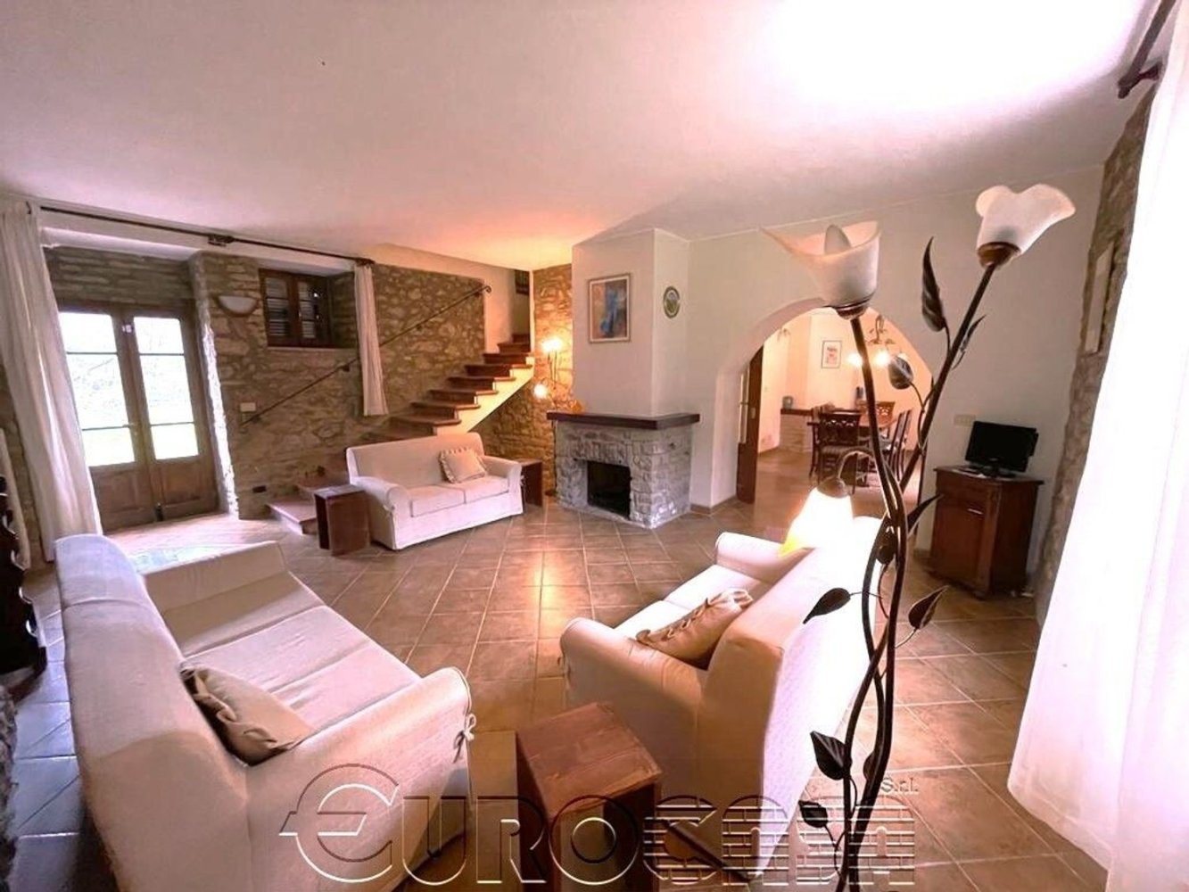 10 rooms House in Perugia, Italy No. 54062