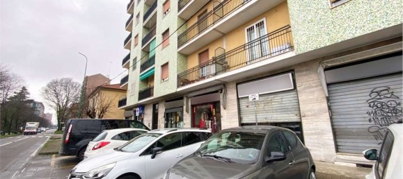 Коммерческая недвижимость 38м² в Колоньо Монцезе, Италия № 144468 13