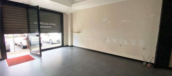 Коммерческая недвижимость 38м² в Колоньо Монцезе, Италия № 144468 6