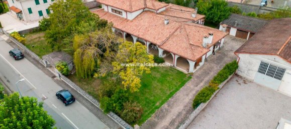 9-salle Villa à Gazoldo degli Ippoliti, Italy No. 142034 14