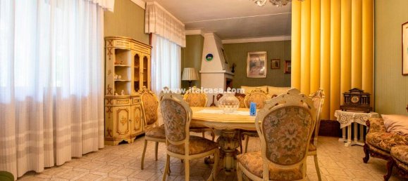 9-salle Villa à Gazoldo degli Ippoliti, Italy No. 142034 22