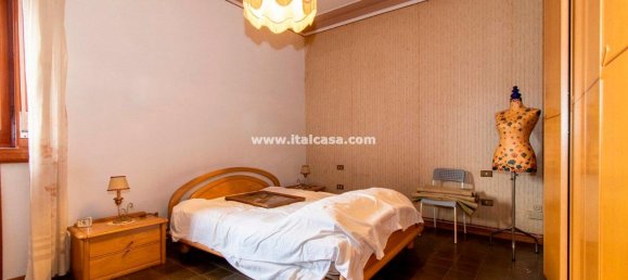 9-salle Villa à Gazoldo degli Ippoliti, Italy No. 142034 15