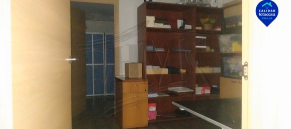 Imóvel comercial em Cuatro Caminos, Spain 211 m² N.º 171007 10