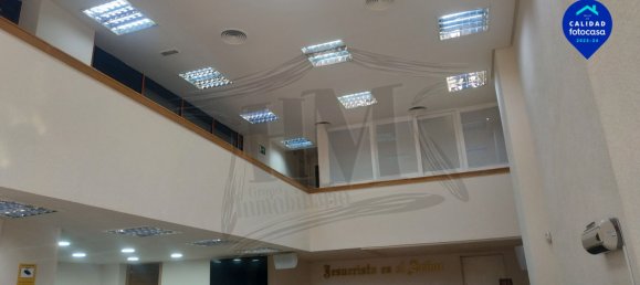 Imóvel comercial em Cuatro Caminos, Spain 211 m² N.º 171007 22