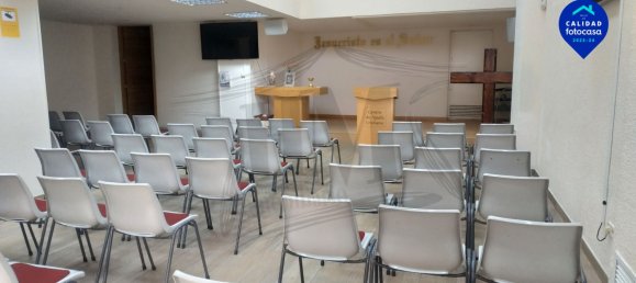 Imóvel comercial em Cuatro Caminos, Spain 211 m² N.º 171007 8