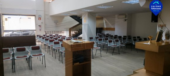 Imóvel comercial em Cuatro Caminos, Spain 211 m² N.º 171007 9