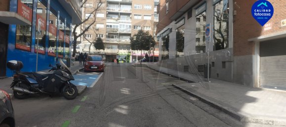 Imóvel comercial em Cuatro Caminos, Spain 211 m² N.º 171007 2